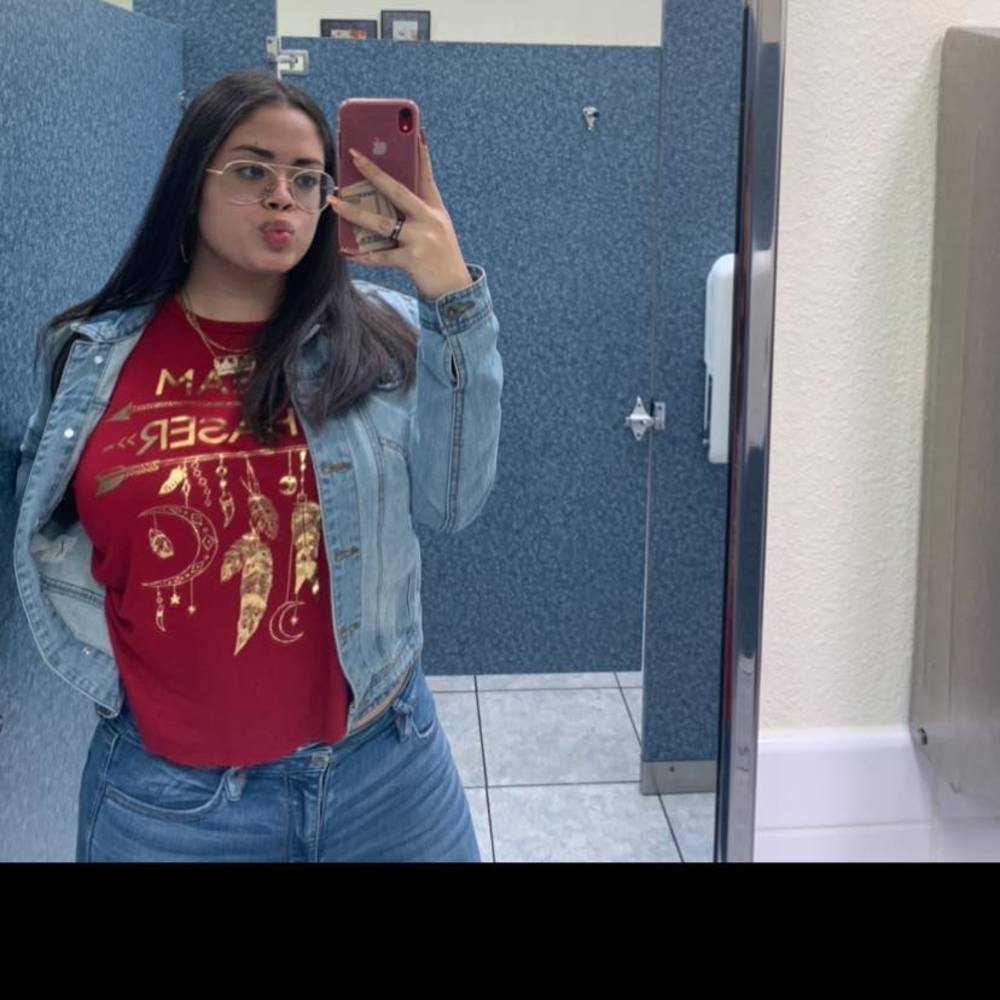 Meet your Posher, Nashalie